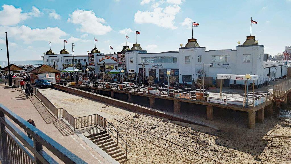 The Langtry Hotel Clacton-on-Sea Bagian luar foto